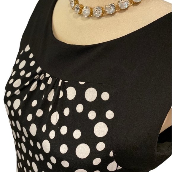 PAPILLON 🇨🇦 Dress Size Medium Polka Dots Stretchy Lined Sleeveless - Picture 2 of 7